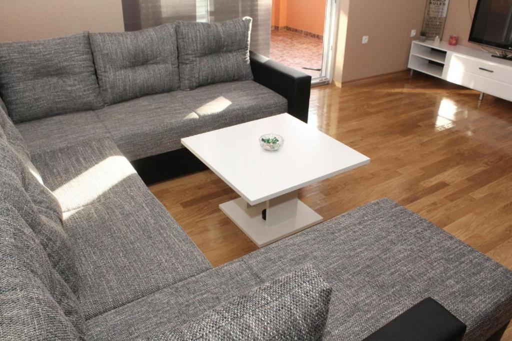 Apartman Dora Sukosan Exterior photo